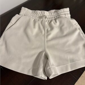 Lululemon Softstreme High-Rise Short 4" Shorts